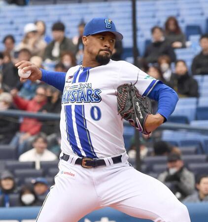 　好投するデュプランティエ（撮影・園田高夫）