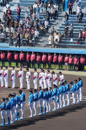プロ野球楽天が静岡で黙とう　三木監督「東北の力になる」