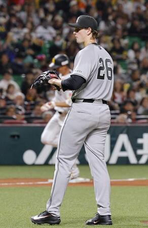 　１回、満塁本塁打を浴びたウィットリー