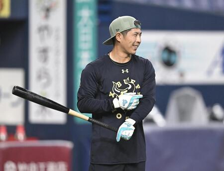 チームに合流し、練習に汗を流す若月