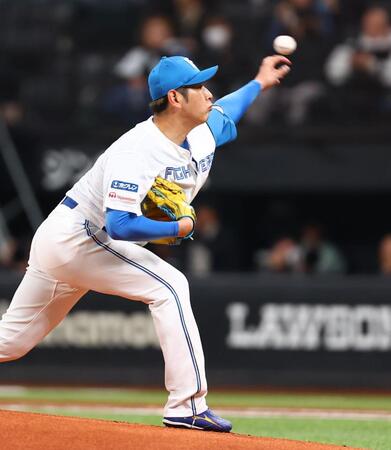 １回、力投する加藤貴（撮影・中島達哉）