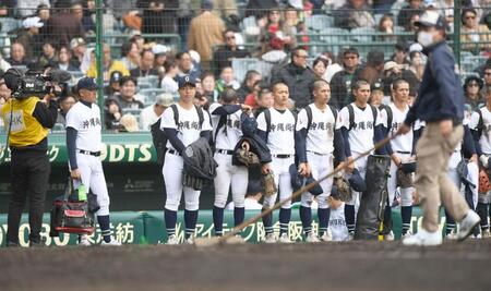 プロ注目左腕のエース末吉は涙なし「これが今の自分ンの力」　９Ｋも八回途中４失点　真っすぐにグラウンドを見つめる　まさかの初戦敗退で夏春連覇ならず