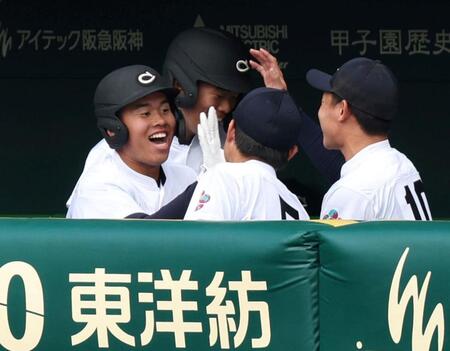 今大会第１号の中京大中京・松田「打った瞬間は確信はなかった」　自身公式戦初アーチでダイヤモンド１周「とても最高の景色でした」