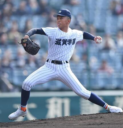 力投する滋賀学園・土田義貴（撮影・開出牧）