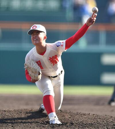 力投する智弁学園・杉本真滉（撮影・開出牧）