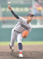 力投する横浜・織田翔希（撮影・開出牧）