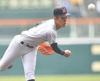 力投する横浜・織田翔希（撮影・開出牧）