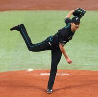 １回、力投する達（撮影・中島達哉）