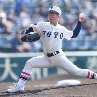 力投する東洋大姫路・下山大翔（撮影・開出牧）