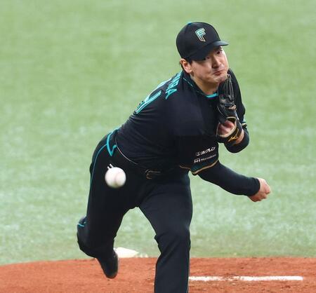 １回、力投する有原（撮影・中島達哉）