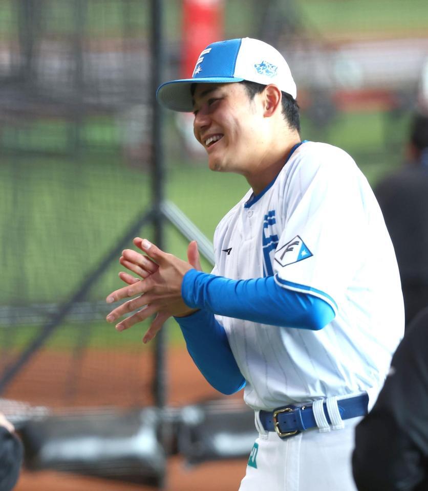 チームに合流した清宮幸（撮影・中島達哉）