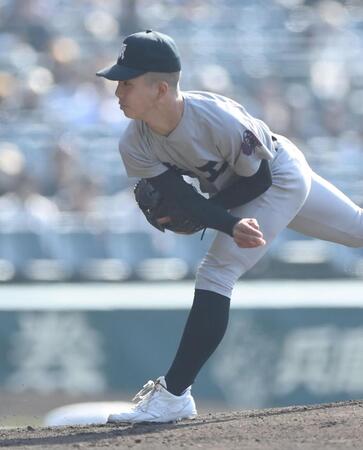 力投する熊本工・堤大輔（撮影・開出牧）