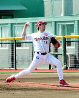 ファーム・リーグ日本ハム戦に登板し三回途中６失点だった前田健