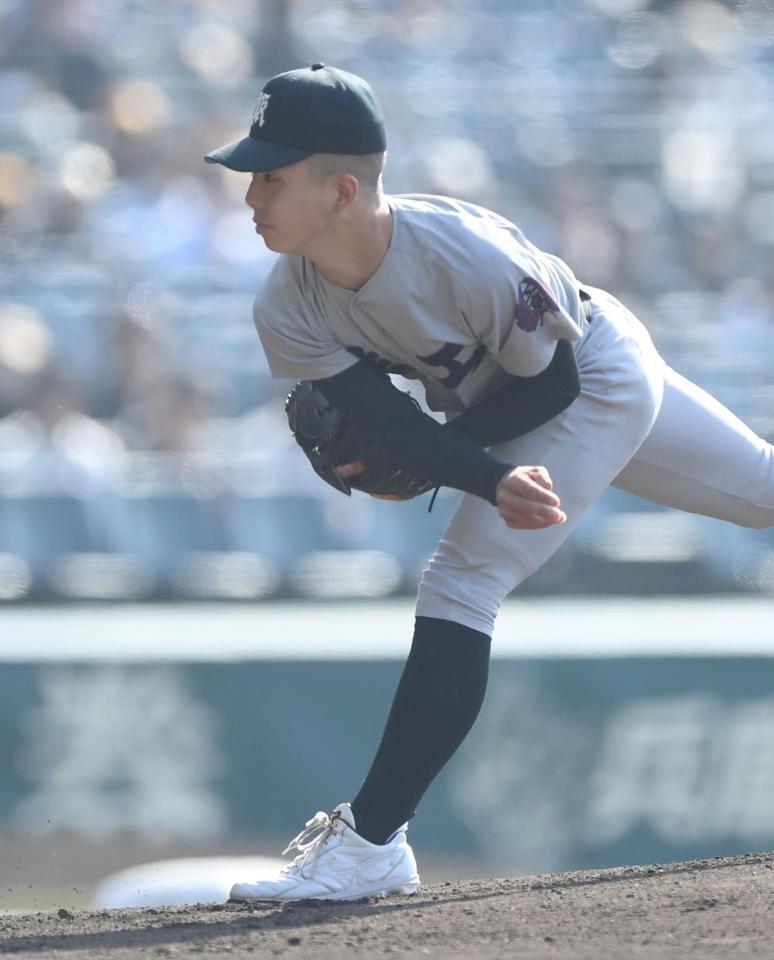 力投する熊本工・堤大輔（撮影・開出牧）