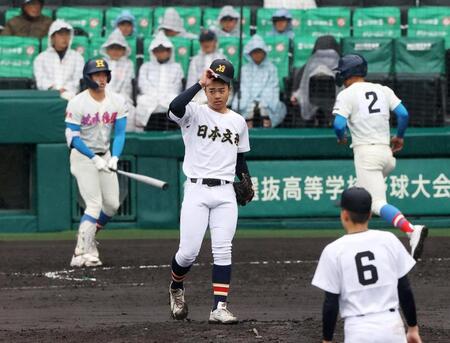 ４回、中森に押し出し四球を与えた染谷