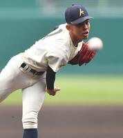 力投する神村学園・龍頭汰樹（撮影・開出牧）