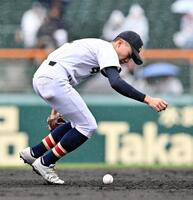 ３回、本田の遊ゴロを吉田流がファンブルし、三走の生還を許す