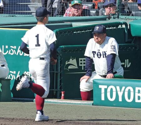 大阪桐蔭 先発・吉岡貫介が五回途中で降板 二回に今大会最速152キロマークも