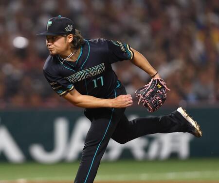 １回、力投する伊藤（撮影・中島達哉）