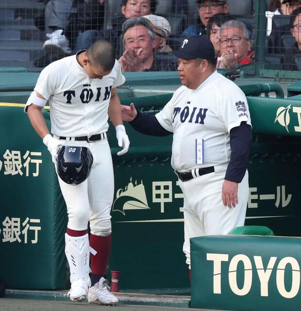 4強入りの大阪桐蔭 勝負決めた4番谷渕のバスターエンドラン 前打席
