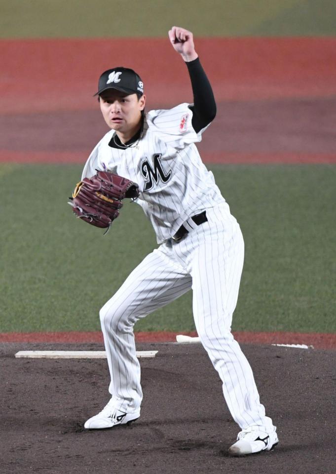 開幕戦でプロ初登板し力投する毛利（撮影・佐藤厚）