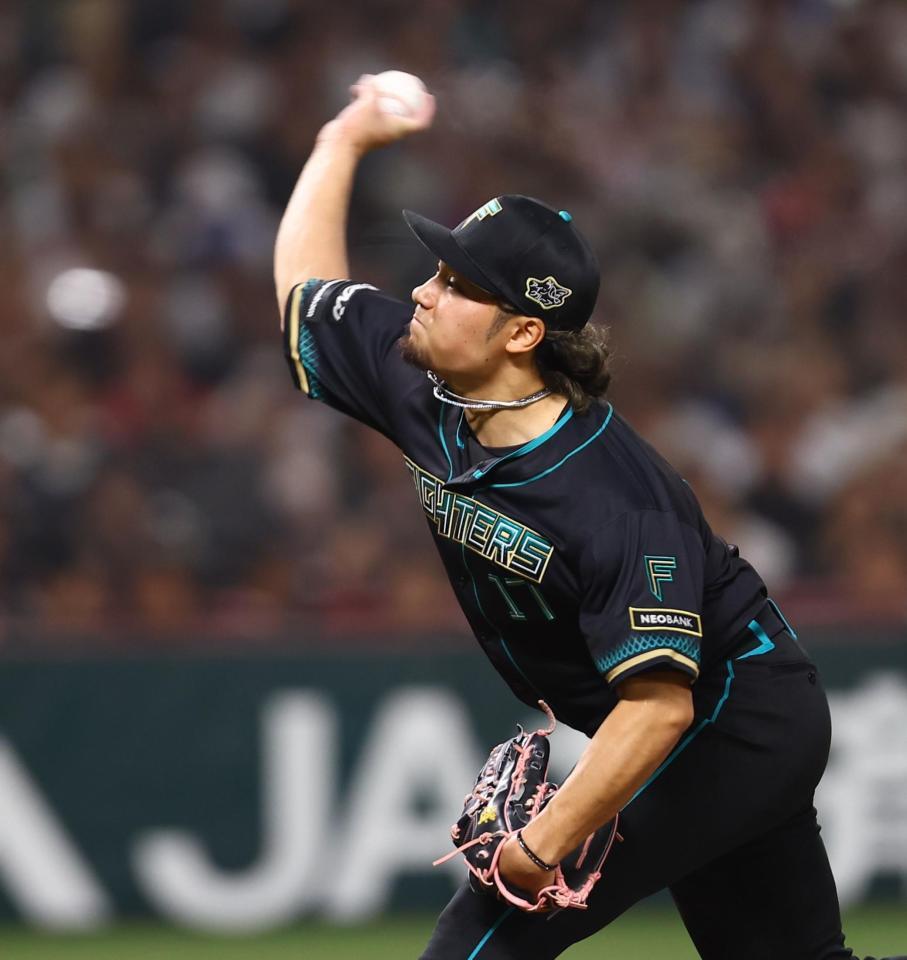 ソフトバンク戦に先発する伊藤（撮影・中島達哉）