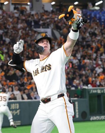 巨人・キャベッジ＆ダルベック　助っ人コンビがアーチで競演