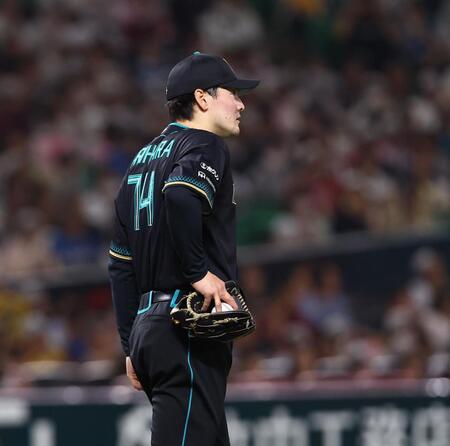 ２回、３失点で逆転を許した有原（撮影・中島達哉）