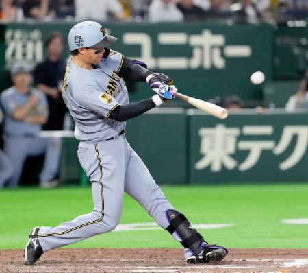 阪神の森下が今季チーム初本塁打　巨人戦、通算５０本