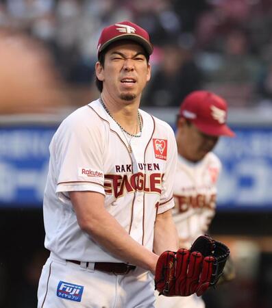 ３回、厳しい表情の前田（撮影・佐々木彰尚）