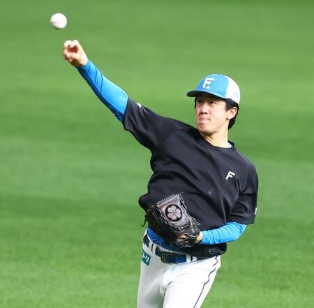 調整する北山（撮影・中島達哉）