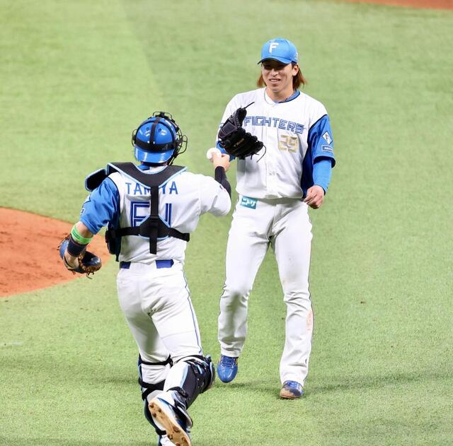 日本ハム･細野ノーノー!本拠地開幕戦で