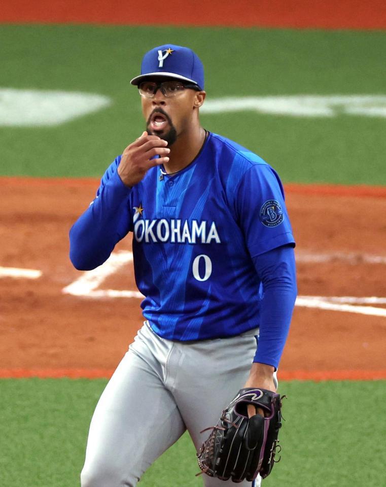 ５回、追加点を奪われ渋い表情を見せるデュプランティエ（撮影・山口登）