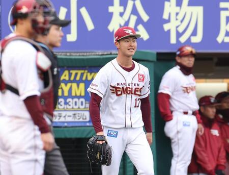 ６回、今宮に２点適時打を浴びた古謝（撮影・佐々木彰尚）