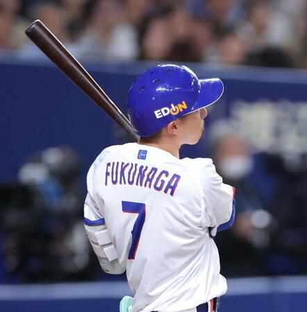 ７回、左越え２ランを放つ福永（撮影・西岡正）