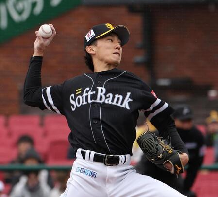 楽天打線相手に力投する大津（撮影・佐々木彰尚）