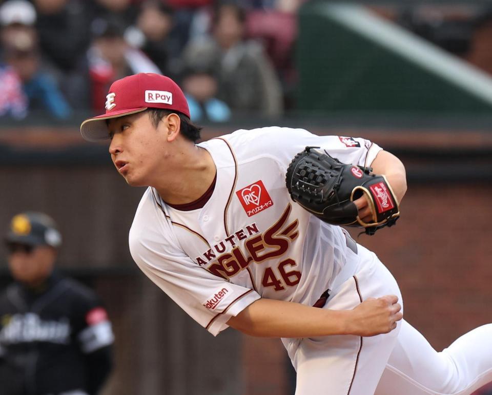 今季初セーブを挙げた藤平（撮影・佐々木彰尚）