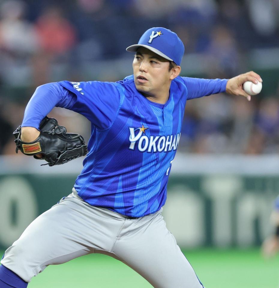 巨人打線を相手に力投する東（撮影・西岡正）