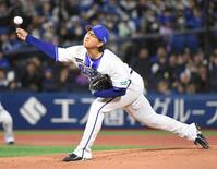 プロ初登板で力投する深沢（撮影・佐藤厚）