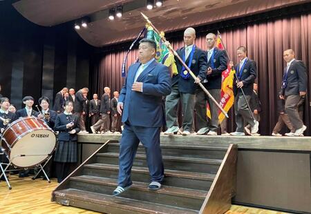 　優勝報告会に参加した西谷監督