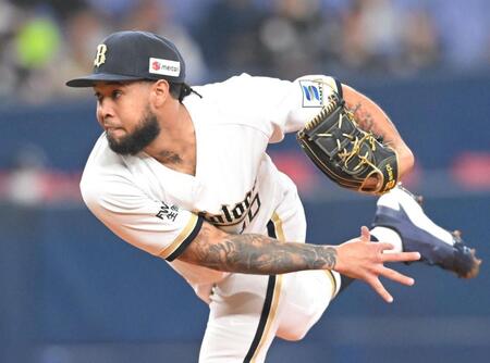 力投するエスピノーザ（撮影・高部洋祐）