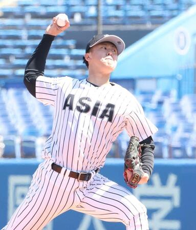 力投する亜大・川尻啓人（撮影・石井剣太郎）