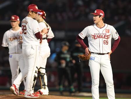 ６回、３連打で逆転され降板する内（撮影・金田祐二）