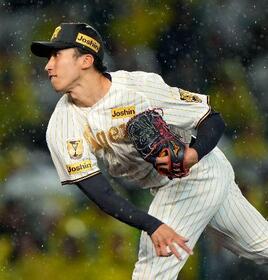 　プロ初先発で初勝利を挙げた阪神・茨木＝甲子園
