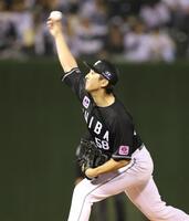 力投する河村（撮影・金田祐二）