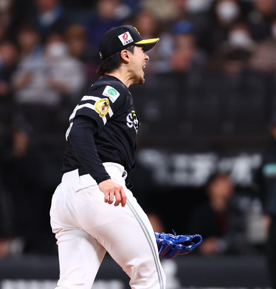 ７回、声をあげながら力投する上沢（撮影・中島達哉）