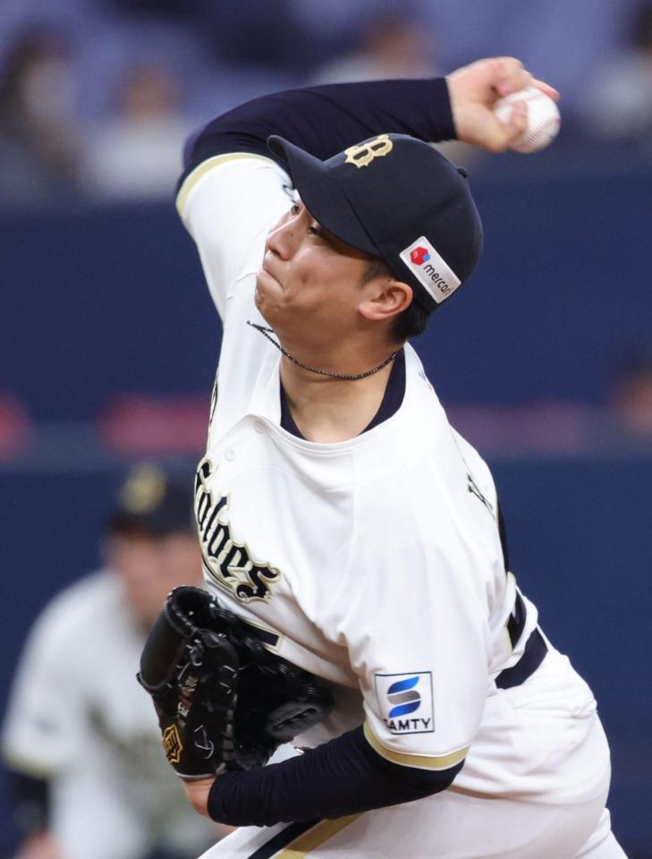 ７回、番手で登板した古田島（撮影・坂部計介）