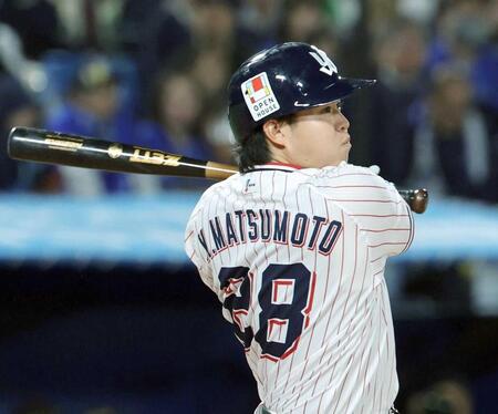 　４回、右前打を放つ松本健