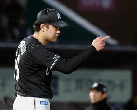 ６回、辰己を二ゴロ併殺に打ち取った種市