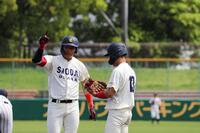 初回に中前打を放った真鍋